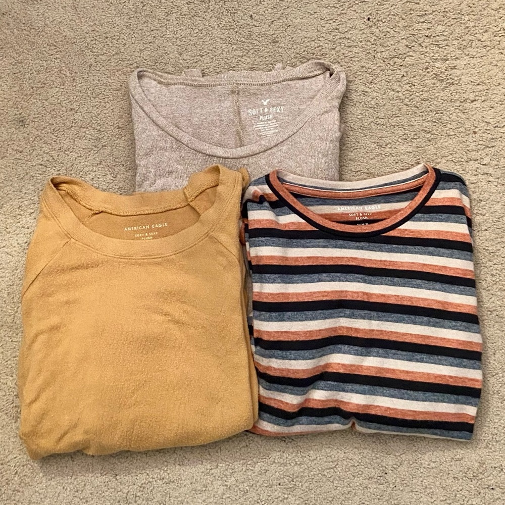 American Eagle Long Sleeve Tees (3)